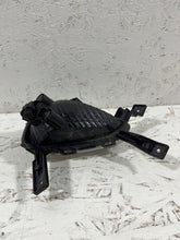 Load image into Gallery viewer, Frontscheinwerfer Hyundai I20 92207-C8700 Links Scheinwerfer Headlight