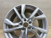 Laden Sie das Bild in den Galerie-Viewer, 1x Alufelge 18 Zoll 5x112 8S0601025AN Audi Tt Rim Wheel FEL7465993440qc