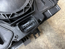 Laden Sie das Bild in den Galerie-Viewer, Frontscheinwerfer BMW X5 E70 7161590 Xenon Rechts Scheinwerfer Headlight SCH1618992338il