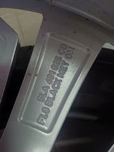 Load image into Gallery viewer, 1x Alufelge 20 Zoll 9.0" 5x112 42ET Glanz Silber 5LA601025CA Skoda Enyaq FEL3994822213wm