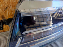 Load image into Gallery viewer, Frontscheinwerfer VW Crafter 7C1941035F Full LED Links Scheinwerfer Headlight SCH3990347422hu