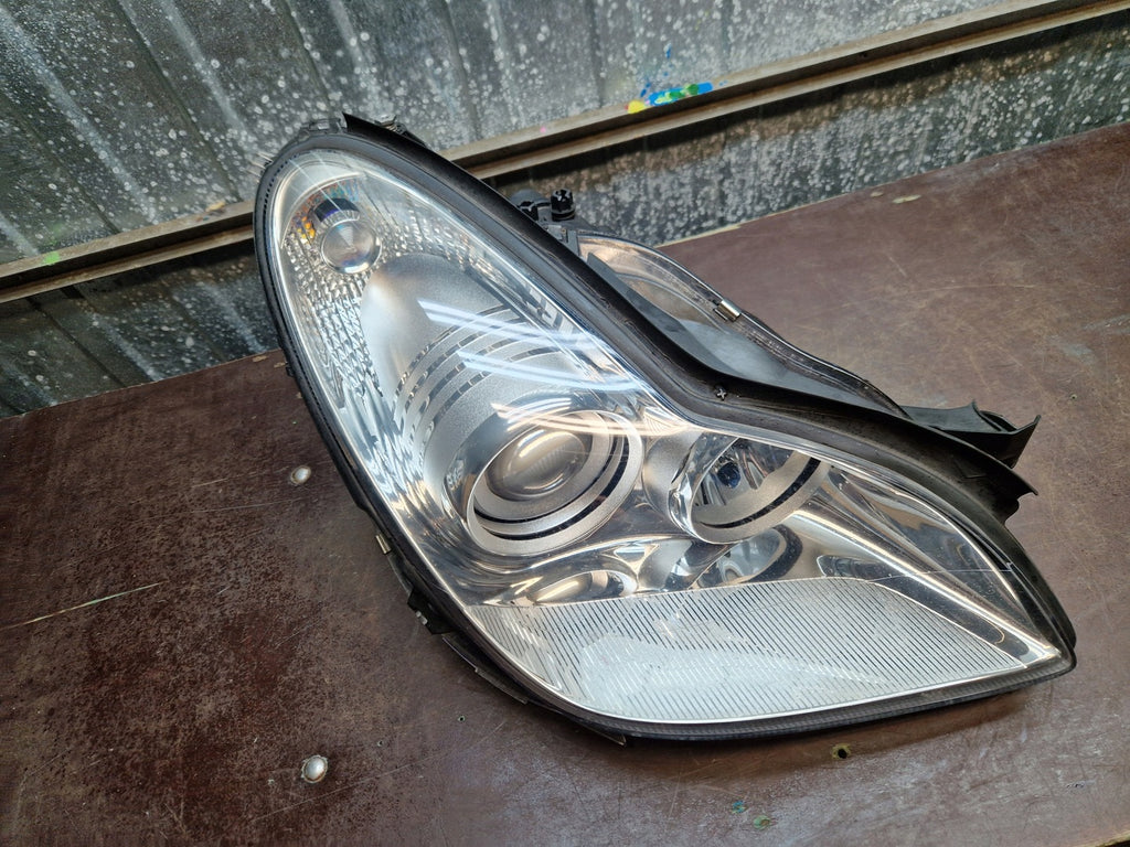 Frontscheinwerfer Mercedes-Benz Cls C219 A2198203061 Rechts Headlight