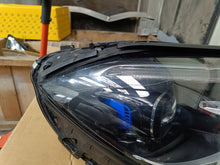 Laden Sie das Bild in den Galerie-Viewer, Frontscheinwerfer Mercedes-Benz W206 A2069062204 LED Rechts Headlight SCH7575536734ey