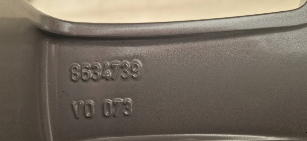 1x Alufelge 17 Zoll 7.0" 5x108 49ET Glanz Silber 8634739 Volvo S60 S80 V70