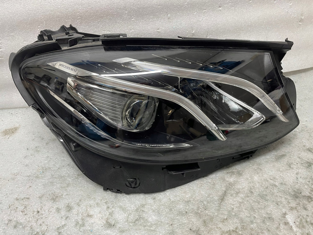 Frontscheinwerfer Mercedes-Benz W205 A2139067806 LED Rechts Headlight SCH4910598136rh