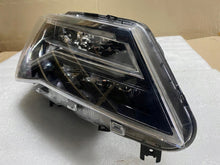 Laden Sie das Bild in den Galerie-Viewer, Frontscheinwerfer Seat Ateca 90117434 LED Rechts Scheinwerfer Headlight