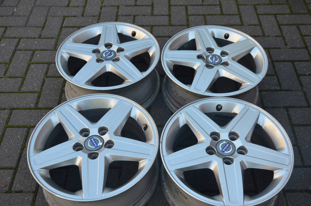 4x Alufelge 16 Zoll 6.5" 5x108 52 5ET Silber Volvo V60 I S40 Rim Wheel FEL9349809362cz