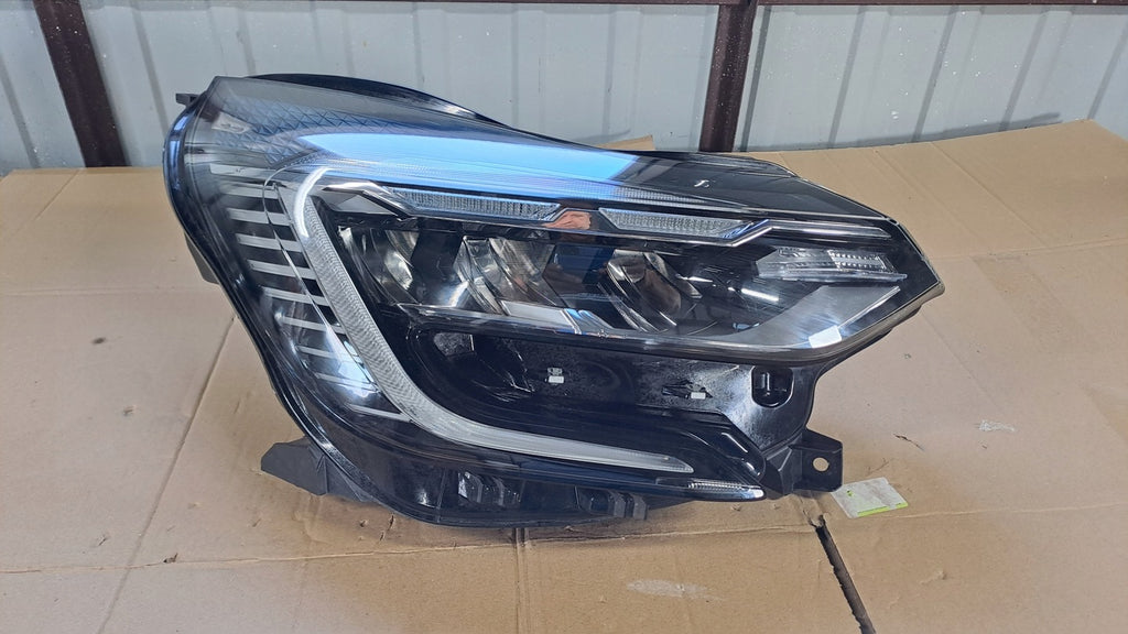 Frontscheinwerfer Renault Captur II 260104525R Full LED Rechts Headlight