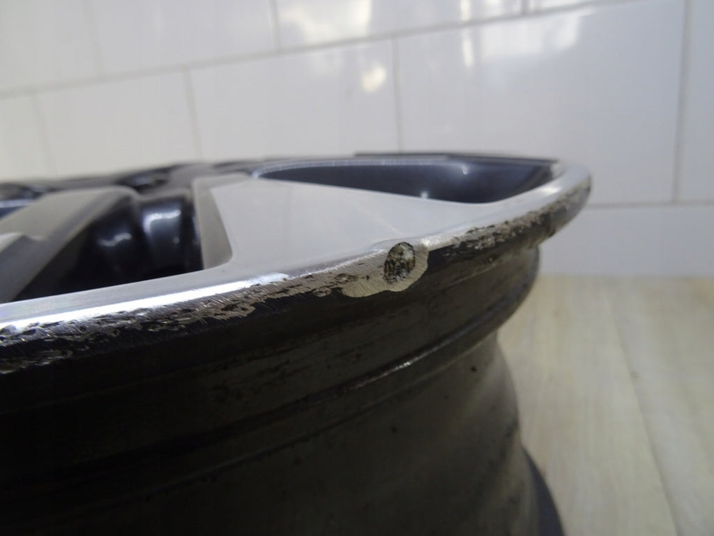 1x Alufelge 17 Zoll 7.0" 5x108 46ET 9833355980 9833356680 672044871 Opel Zafira