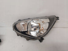 Laden Sie das Bild in den Galerie-Viewer, Frontscheinwerfer Mitsubishi Space Star Ein Satz Scheinwerfer Headlight