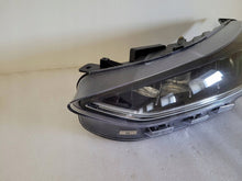 Laden Sie das Bild in den Galerie-Viewer, Frontscheinwerfer Ford Focus NX7B-13E015-OF Full LED Rechts oder Links SCH2237186829mo