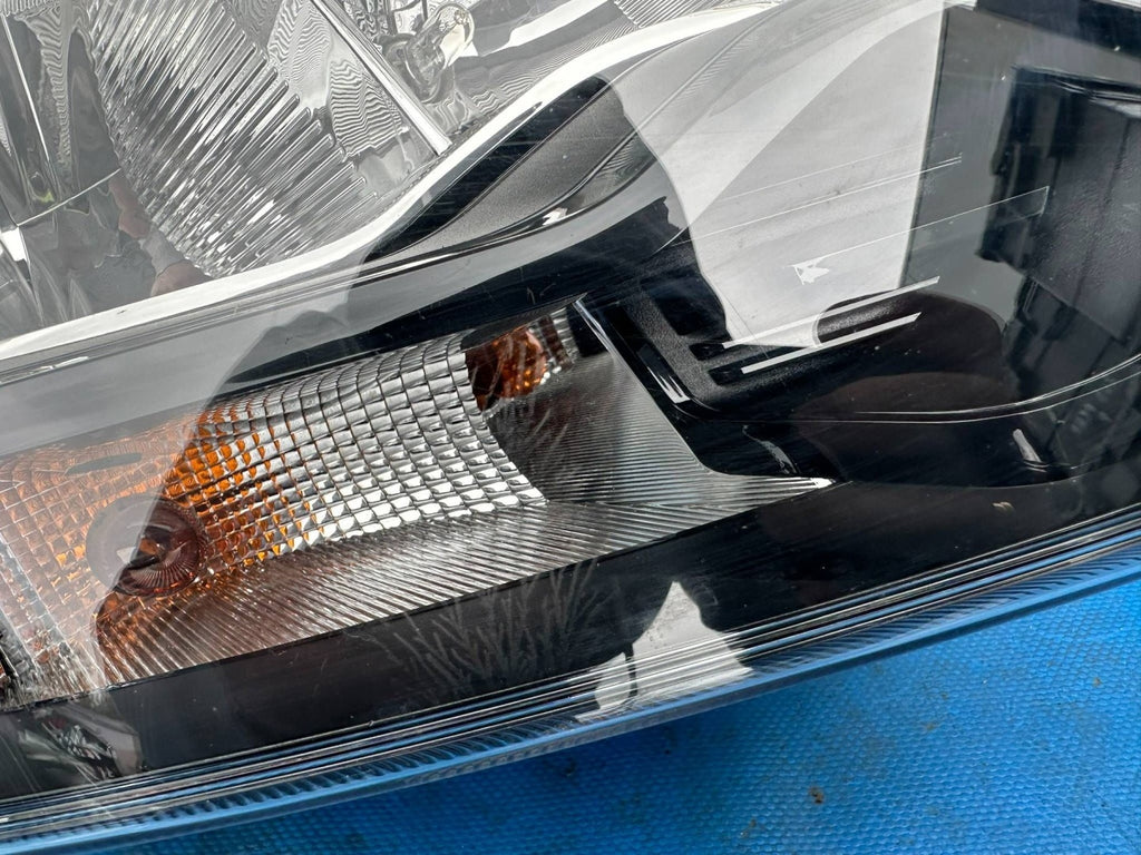 Frontscheinwerfer Ford Transit 01037199900010 GK3113W029BC Rechts Headlight SCH2358390250wx