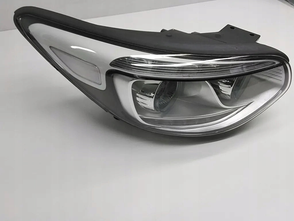Frontscheinwerfer Kia Soul II 92102-E4 Rechts Scheinwerfer Headlight SCH2008012563rr
