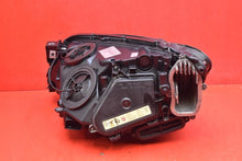 Laden Sie das Bild in den Galerie-Viewer, Frontscheinwerfer BMW F01 F02 7182154 Rechts Scheinwerfer Headlight SCH5253102116bx