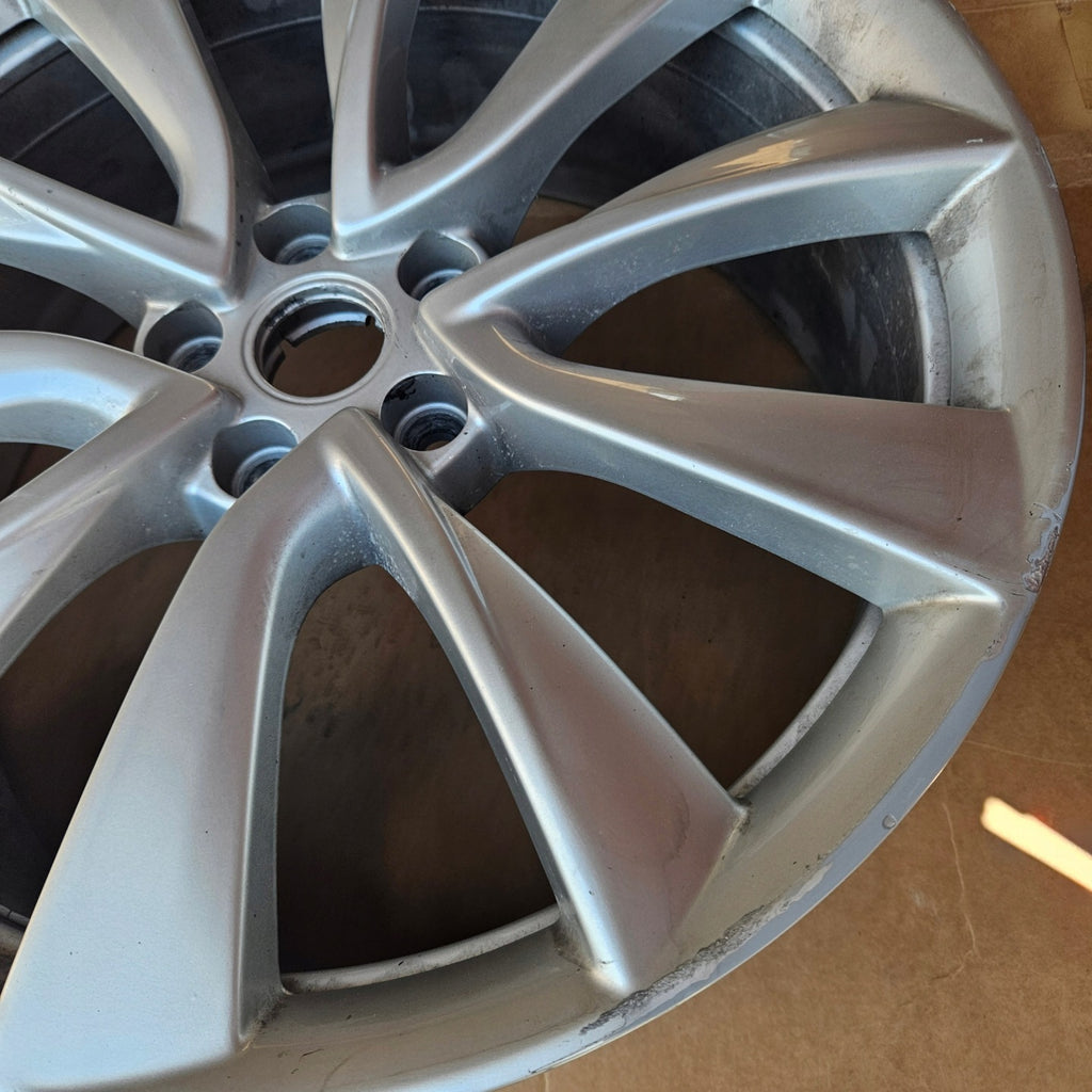 1x Alufelge 19 Zoll 8.5" 5x114.3 35ET Glanz Silber 1044227-00-D Tesla Model 3 FEL1950672401rh