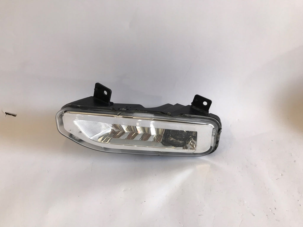 Frontscheinwerfer Hyundai II X-Trail I Qashqai 261555SE0B F0GK8219001 Links SCH3354406159gw