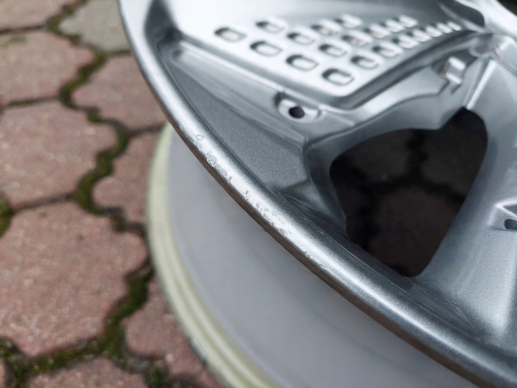 1x Alufelge 17 Zoll 7.0" 5x114.3 Glanz Silber 52910-K4000 Hyundai Kona Rim Wheel