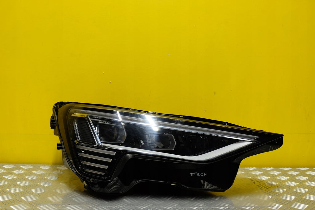 Frontscheinwerfer Audi E-Tron 4KE941040 LED Rechts Scheinwerfer Headlight