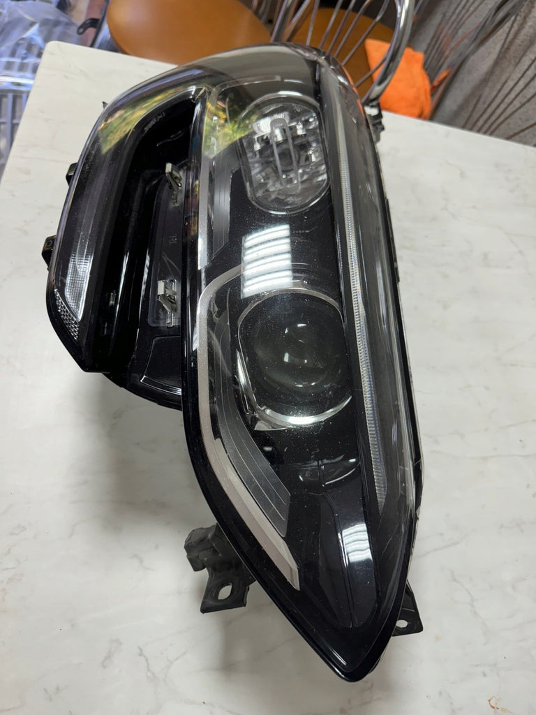 Frontscheinwerfer Renault Megane IV 260108478 Rechts Scheinwerfer Headlight SCH9470384632he