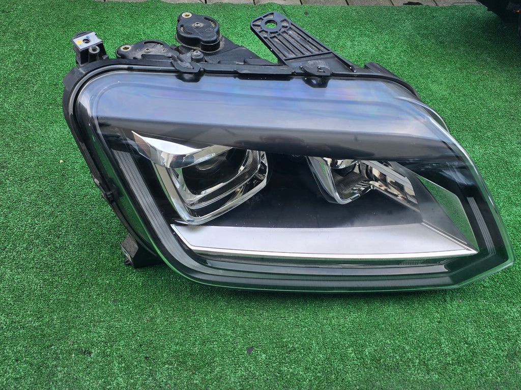 Frontscheinwerfer VW Amarok 2H3941032 Rechts Scheinwerfer Headlight SCH8777275127sn