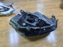 Laden Sie das Bild in den Galerie-Viewer, Frontscheinwerfer Audi A1 82A941033 Links Scheinwerfer Headlight SCH4612058588ou