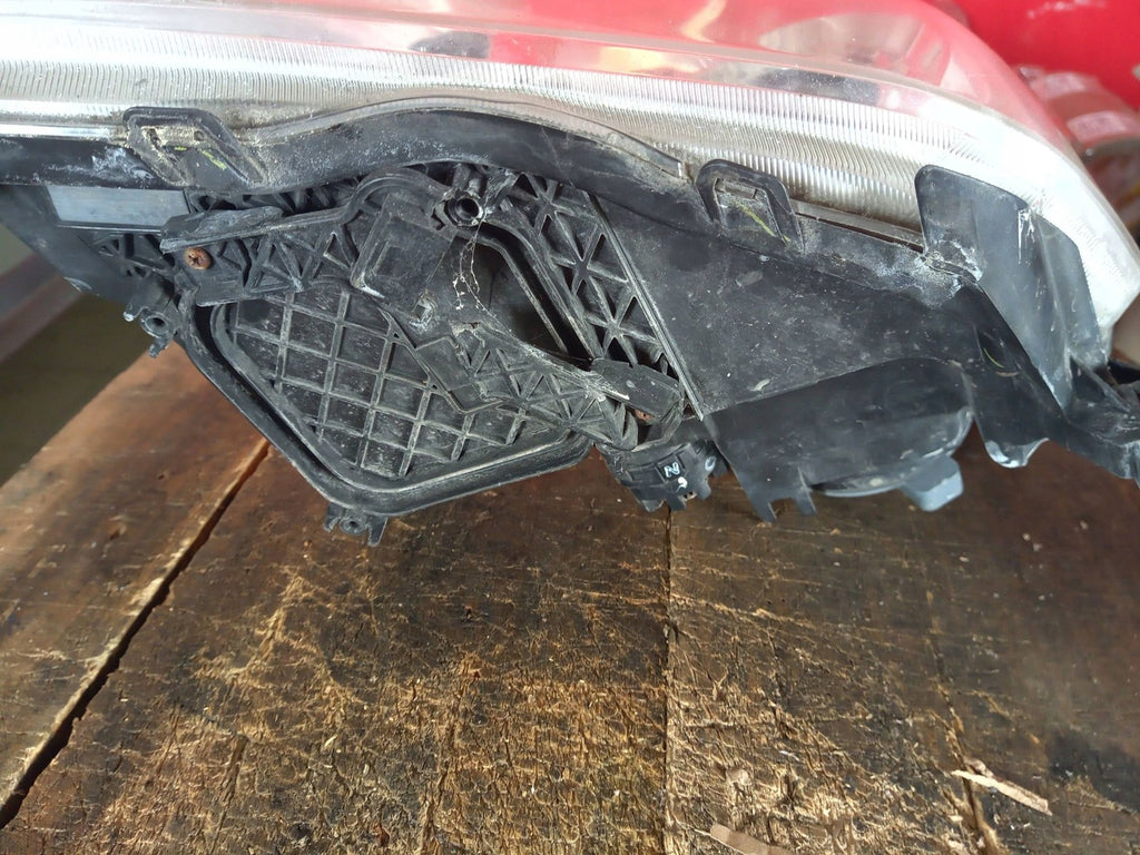 Frontscheinwerfer Toyota Avensis Ein Stück (Rechts oder Links) Headlight SCH5410036950vc