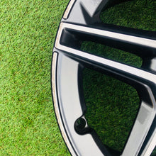 Load image into Gallery viewer, 1x Alufelge 18 Zoll 8.0&quot; 5x112 43ET A2134016300 Mercedes-Benz W213 Rim Wheel