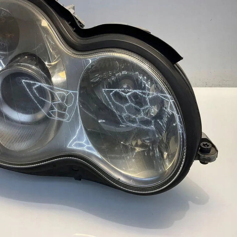 Frontscheinwerfer Mercedes-Benz A2038203559 2038203659 Ein Satz Headlight SCH9554894188ve