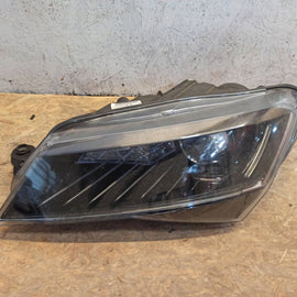 Frontscheinwerfer Skoda Superb III AVH8212KOD 85122000 LED Links Headlight SCH9902407711xb
