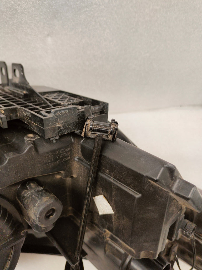 Frontscheinwerfer Land Rover Evoque BJ32-13W029 BJ32-13W030 Xenon Ein Satz SCH7816437480eq
