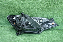 Laden Sie das Bild in den Galerie-Viewer, Frontscheinwerfer Honda Jazz IV Links Scheinwerfer Headlight SCH7847682697et