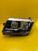 Laden Sie das Bild in den Galerie-Viewer, Frontscheinwerfer VW Crafter 7C1941005B Links Scheinwerfer Headlight SCH6409456589de