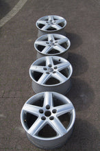 Load image into Gallery viewer, 1x Alufelge 17 Zoll 7.5&quot; 5x112 F0601025K Audi Rim Wheel