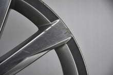 Laden Sie das Bild in den Galerie-Viewer, 1x Alufelge 17 Zoll 7.0" 5x112 43ET Glanz Silber 5C0601025BE VW New Beetle FEL6873971157cq
