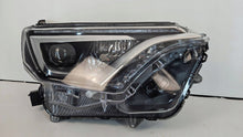 Laden Sie das Bild in den Galerie-Viewer, Frontscheinwerfer Toyota Rav 4 W30494CAR Rechts Scheinwerfer Headlight SCH8561926277xu