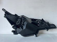 Laden Sie das Bild in den Galerie-Viewer, Frontscheinwerfer Mitsubishi Space Star 8301D445 Links Scheinwerfer Headlight