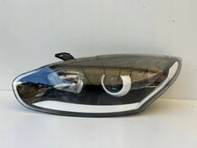 Laden Sie das Bild in den Galerie-Viewer, Frontscheinwerfer Renault Megane III 260606227R Links Scheinwerfer Headlight