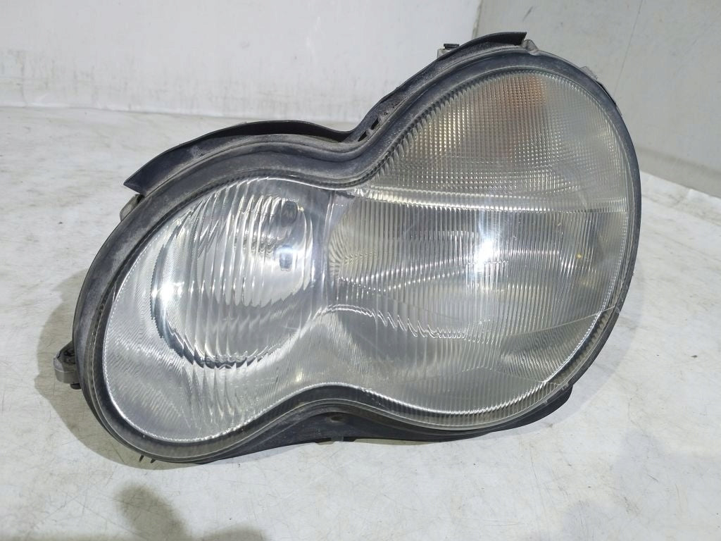 Frontscheinwerfer Mercedes-Benz W203 A2038201161 Links Scheinwerfer Headlight SCH1365597831ab