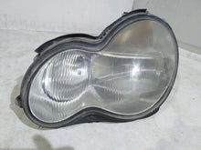 Load image into Gallery viewer, Frontscheinwerfer Mercedes-Benz W203 A2038201161 Links Scheinwerfer Headlight SCH1365597831ab