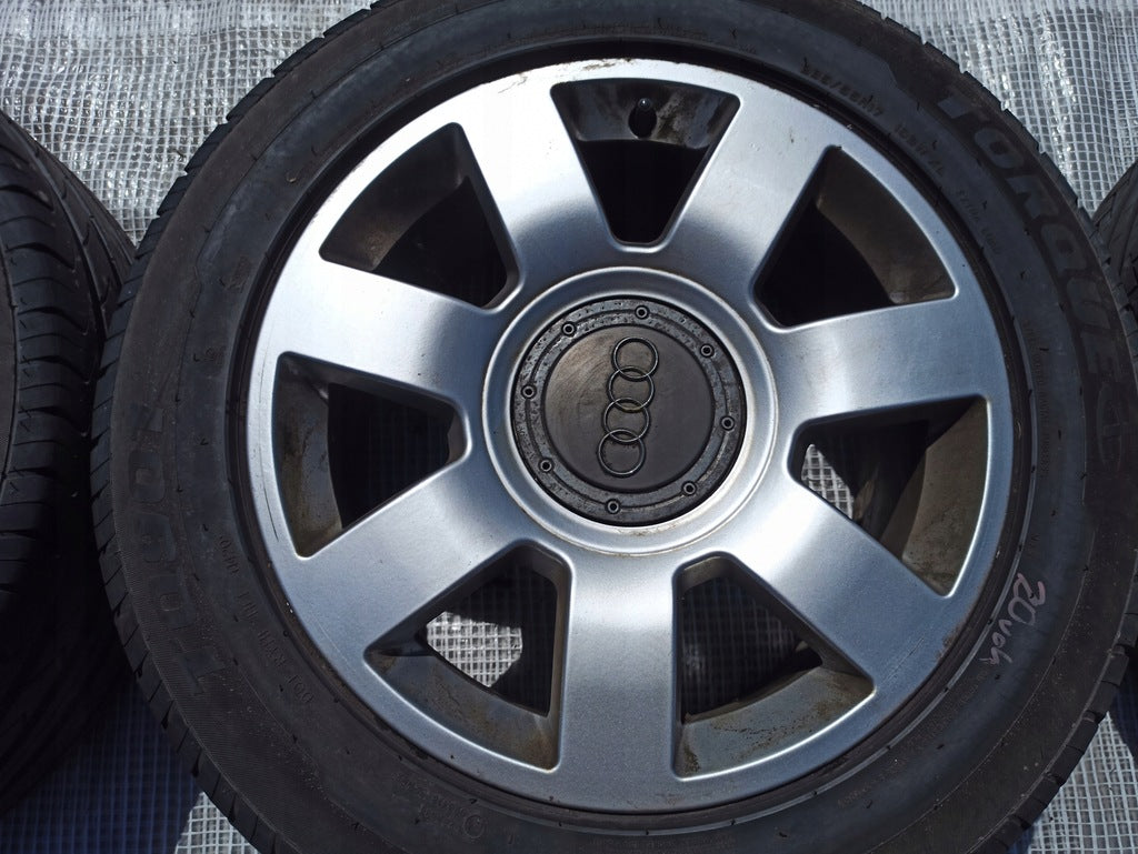 1x Alufelge 17 Zoll 8.0" 5x112 43ET Glanz Silber 4E0601025S Audi A8 Rim Wheel FEL4066225141ap