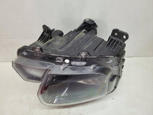 Load image into Gallery viewer, Frontscheinwerfer Hyundai Staria 92101CG000 Links Scheinwerfer Headlight SCH6735845230jl