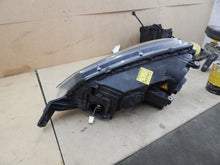 Load image into Gallery viewer, Frontscheinwerfer Skoda Yeti 5L1941016C Xenon Rechts Scheinwerfer Headlight SCH1342224721gg