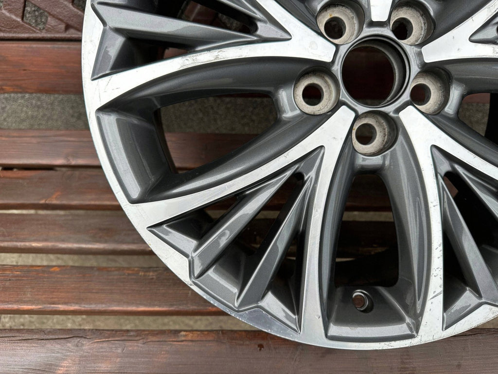 1x Alufelge 17 Zoll 5x100 PW4570D005 Toyota Yaris Rim Wheel FEL3658418024gy