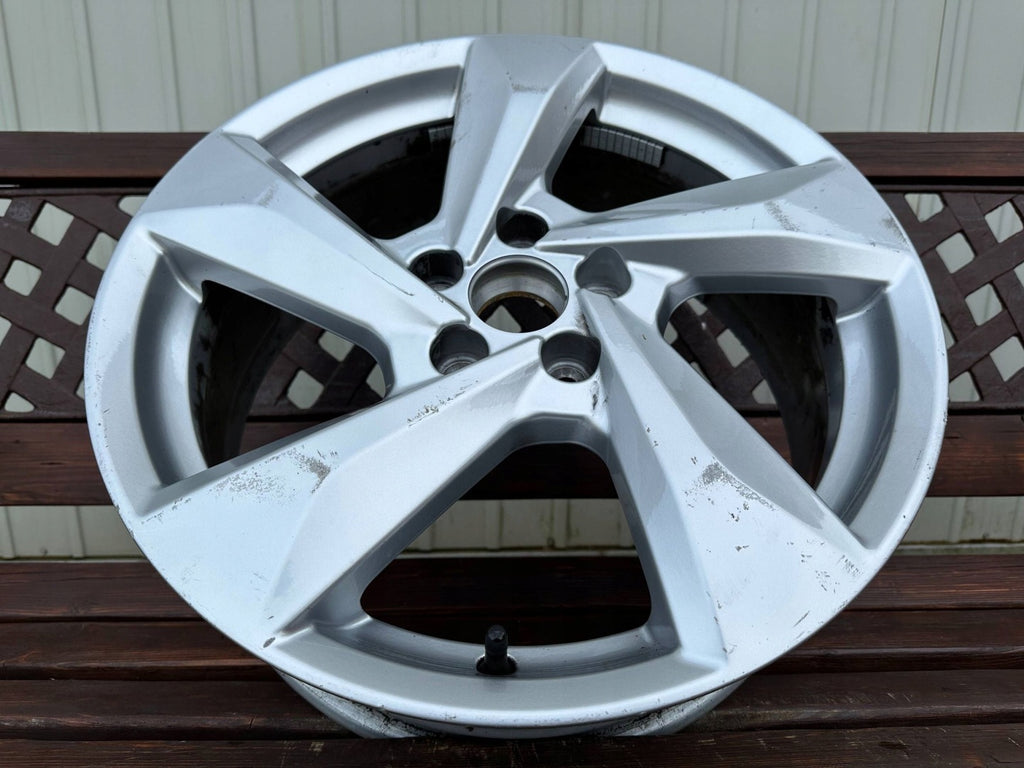 1x Alufelge 18 Zoll 7.0" 5x112 43ET Glanz Silber 83A601025AQ Audi Q3 Rim Wheel FEL8048051285tb