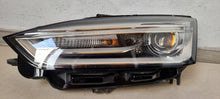Load image into Gallery viewer, Frontscheinwerfer Audi A5 8W6941005C Xenon Links Scheinwerfer Headlight SCH9022617509ul