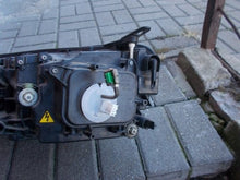 Load image into Gallery viewer, Frontscheinwerfer VW Touareg 7P1941034A 1ZT011937-22 LED Rechts Headlight