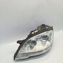 Laden Sie das Bild in den Galerie-Viewer, Frontscheinwerfer Mercedes-Benz W164 A1648202159 Links Scheinwerfer Headlight SCH4776320648xz