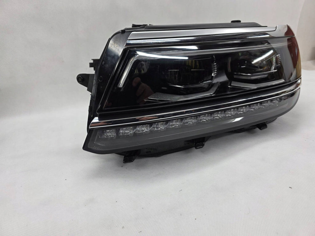Frontscheinwerfer VW Tiguan 5NN941081C Links Scheinwerfer Headlight SCH8540325318zt