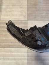 Laden Sie das Bild in den Galerie-Viewer, Frontscheinwerfer Ford Kuga CV4413W030AE Links Scheinwerfer Headlight SCH2478246763hd