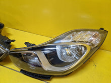 Laden Sie das Bild in den Galerie-Viewer, Frontscheinwerfer Hyundai Ix20 92102-1K 92101-1K Ein Satz Scheinwerfer Headlight SCH2453197946nw